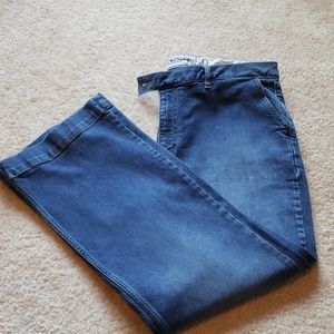 👖 Lands End, Medium Wash, trouser jeans, size 16P